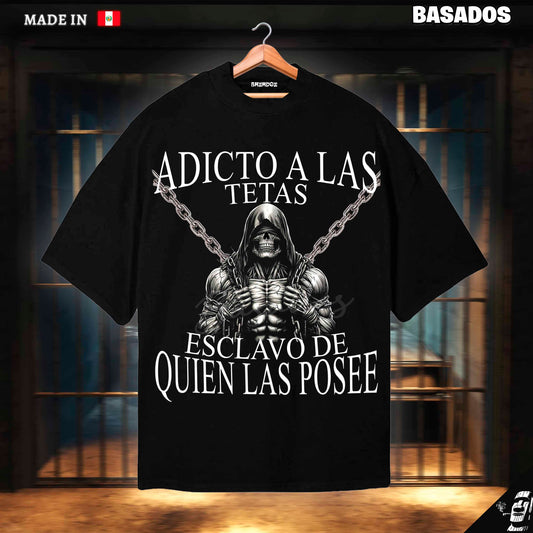 Adicto a las tetas esclavo de quien las posee